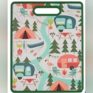 Plastic cutting board 12x15in